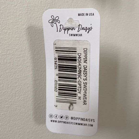 NWT Dippin’ Daisy’s triangle swim top - Picture 2 of 3